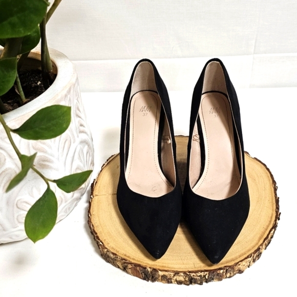 H&M Black Suede Pointed Toe Heels 6.5 - Picture 2 of 4